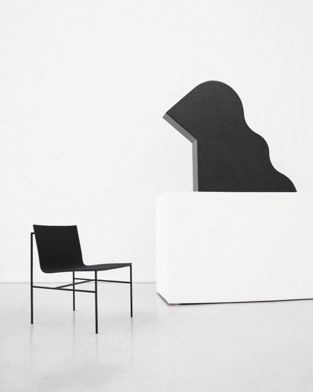 A chair by Fran Silvestre Architectos | Aesence®