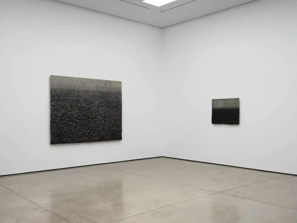 Lee Jin Woo, Installation view, White Cube Hong Kong © Lee Jin Woo - Photo: White Cube (Kitmin Lee), Courtesy White Cube
