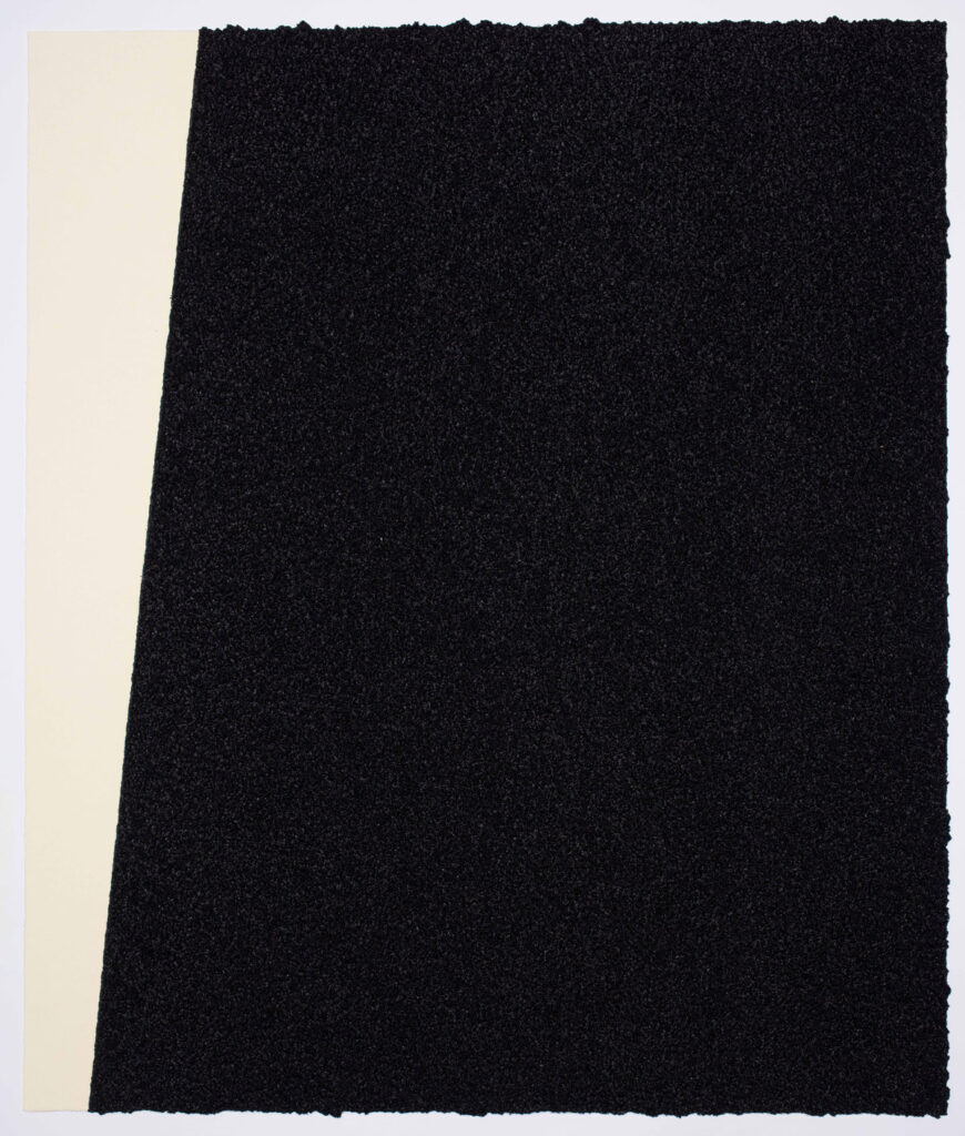 Richard Serra, Hitchcock III, 2024, Hand-applied oil stick and silica on Igarashi handmade paper
Paper and Image: 101.6 x 86.5 cm - 40 x 34 in
Edition of 56 © Courtesy Cristea Roberts Gallery, London © Photo Joshua White