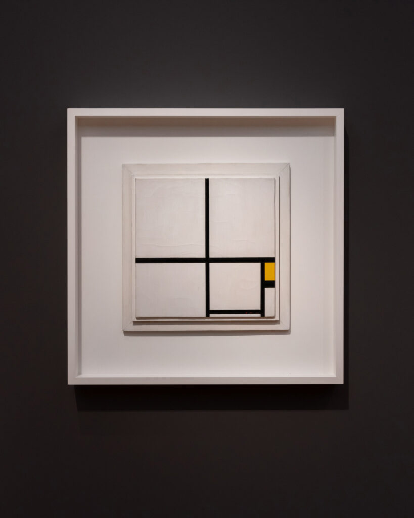 Piet Mondrian (1872 - 1944), Komposition mit Gelb (Composition with Yellow), 1930 on view at Museum Barberini , Photography by Sarah Dorweiler / Aesence