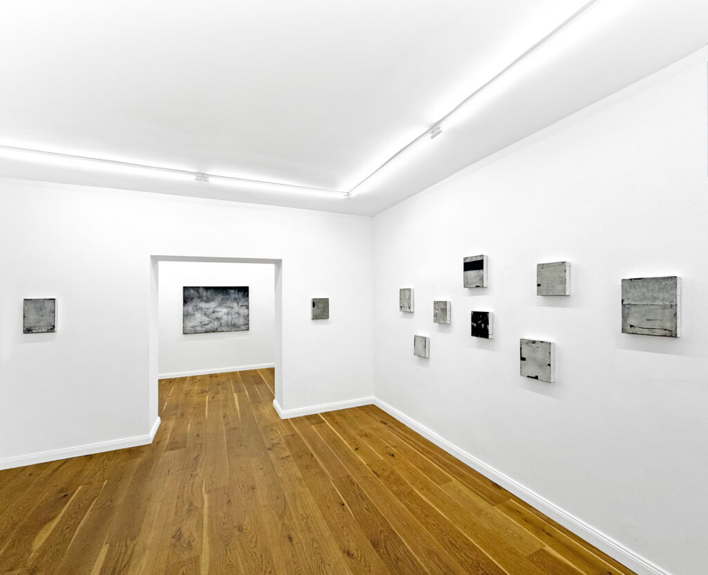 Installation View of "Wellspring" by Hideaki Yamanobe at Galerie Biesenbach, 2025 © Image Courtesy Galerie Biesenbach